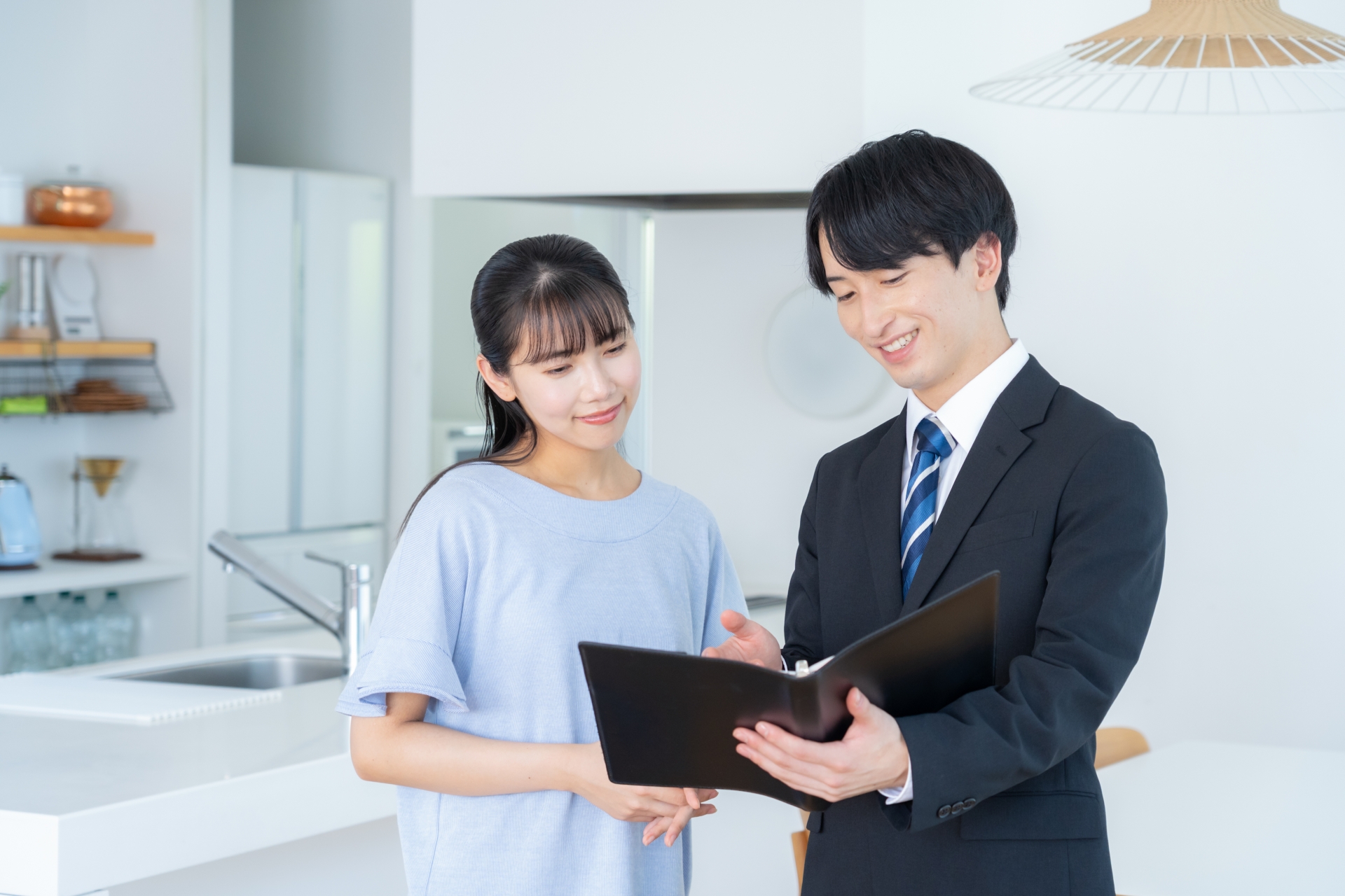 生成AIが拓く未来のクリエイティブ：画像・動画生成の革新と活用術